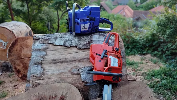 Husqvarna 395xp and FarmerTec G395xp (same rod/same chain)